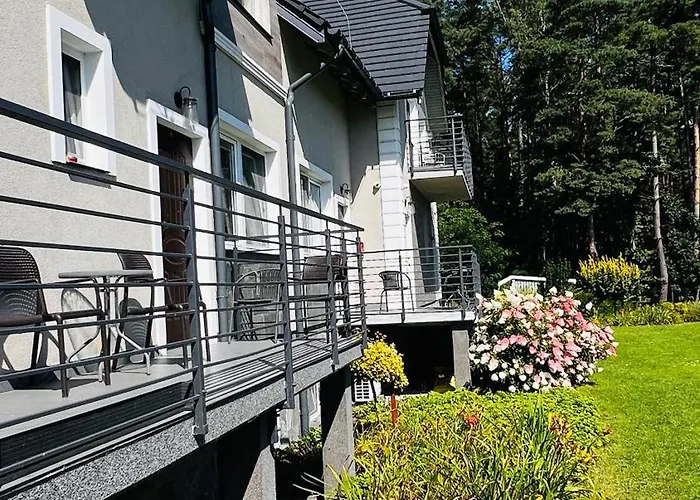 Üdülőpark Simurg *